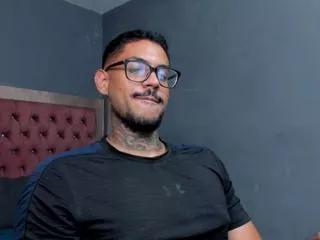 luigi_vitalee on Flirt4Free 