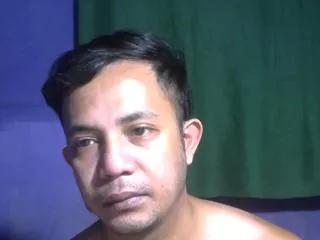 lyndon_f on Flirt4Free 