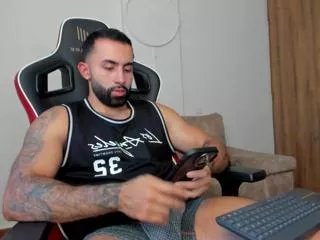 Offline magnus_wolf on Flirt4Free