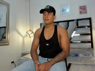 maicoll_brown on Flirt4Free 
