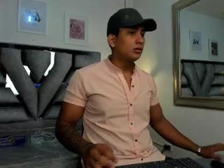 maicoll_brown on Flirt4Free 