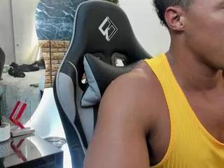 mat_strong on Flirt4Free 