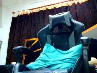 miick_johnson on Flirt4Free 