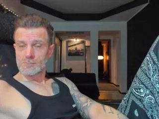 Offline monty_adams on Flirt4Free