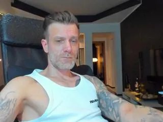Offline monty_adams on Flirt4Free