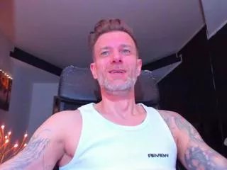 Offline monty_adams on Flirt4Free