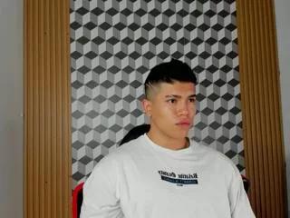 nick_fenix on Flirt4Free 