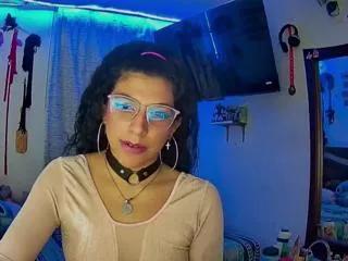 nicoll_williams on Flirt4Free 