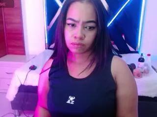 nicollet_alana on Flirt4Free 