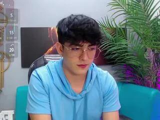 nolan_cruz on Flirt4Free 