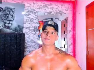 owen_wolfe on Flirt4Free 