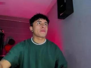 steven_riivera on Flirt4Free 