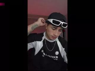 steven_riivera on Flirt4Free 