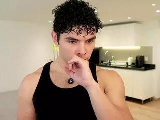 thiago_leonn on Flirt4Free 