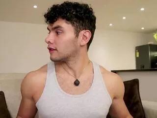 thiago_leonn on Flirt4Free 