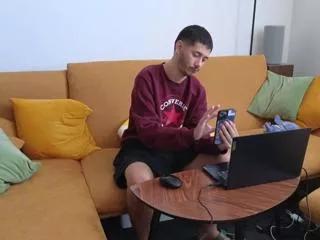 tom_diamond on Flirt4Free 
