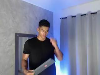 ulises_brown on Flirt4Free 