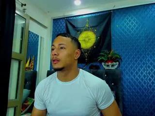 valentin_devine on Flirt4Free 