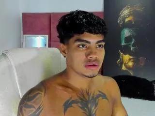 young_laroi on Flirt4Free 