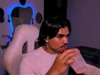 young_laroi on Flirt4Free 