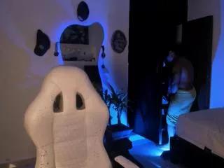 young_laroi on Flirt4Free 