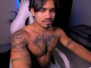 young_laroi on Flirt4Free 