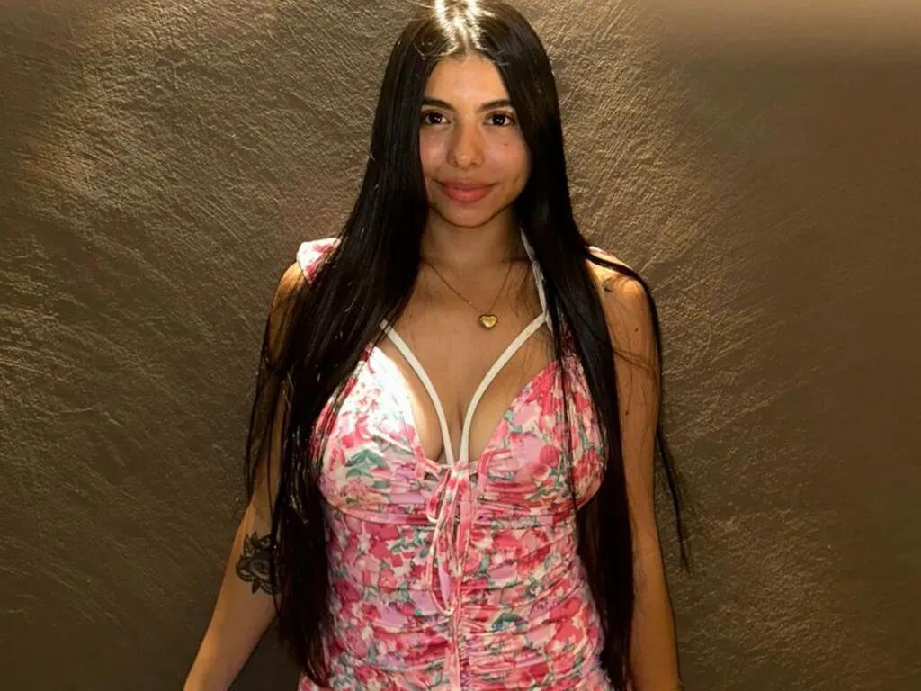 AlanaaCooperr on LiveJasmin
