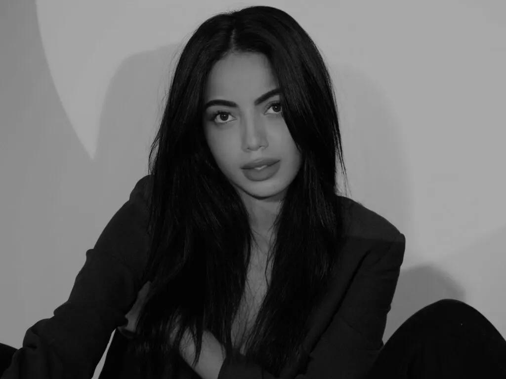 Watch 22 years old AmaraValmont from LiveJasmin AmaraValmont from LiveJasmin