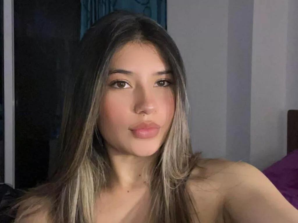 AmberCozzi on LiveJasmin 
