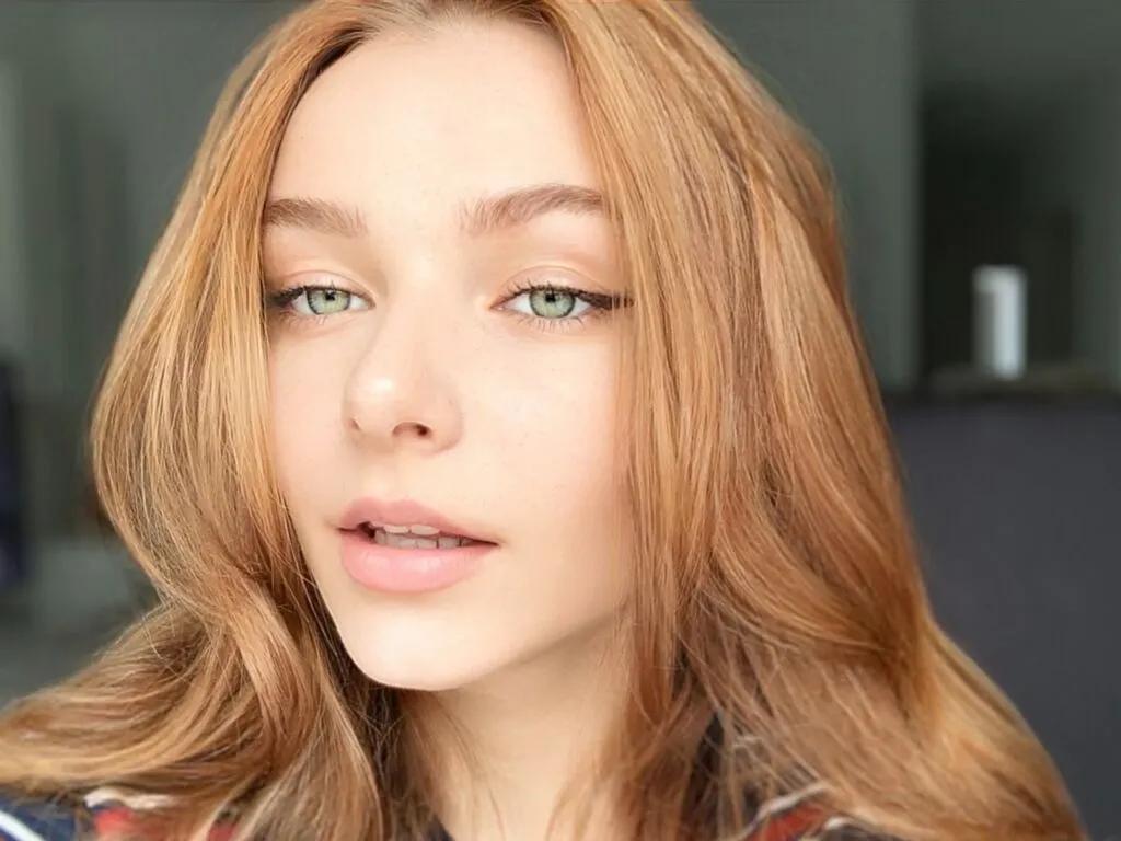 Masturbate to LiveJasmin's AmberEvens AmberEvens from LiveJasmin