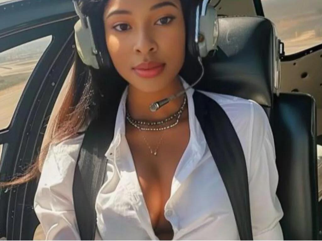 AmelyGaona on LiveJasmin 