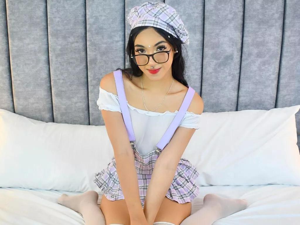 Explore 19 years old AriannaBrain from LiveJasmin AriannaBrain from LiveJasmin