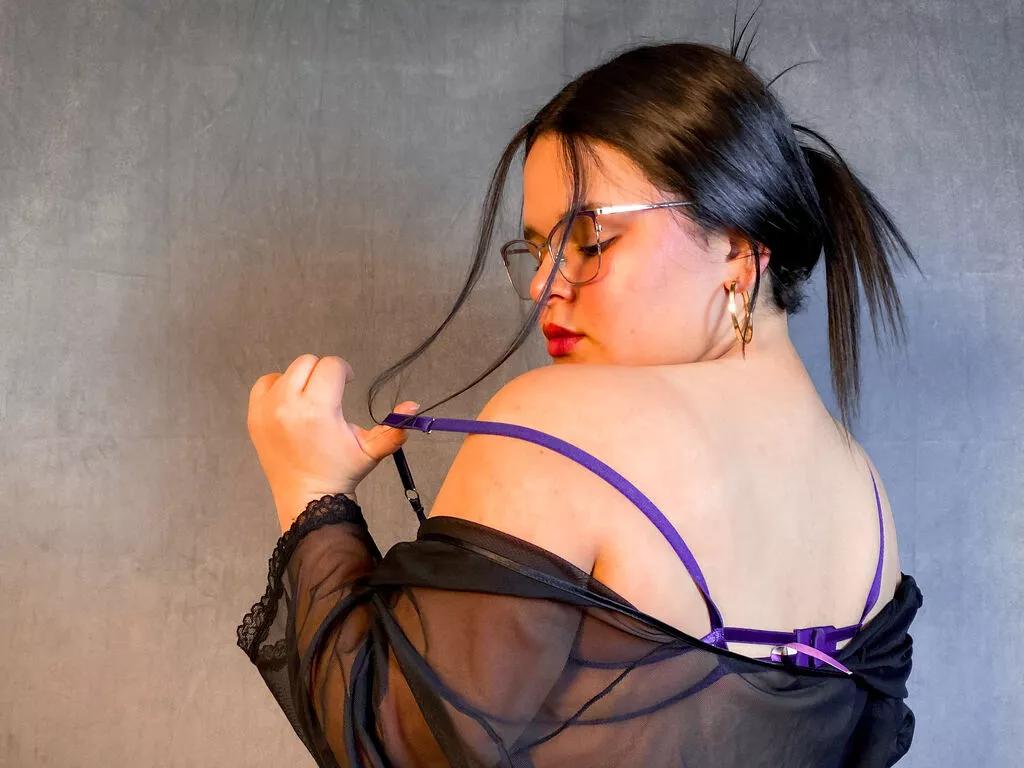ArielWeins on LiveJasmin 