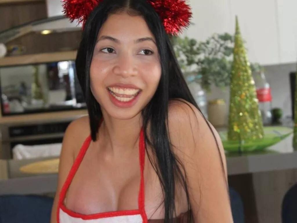 CamilaDiaz on LiveJasmin 