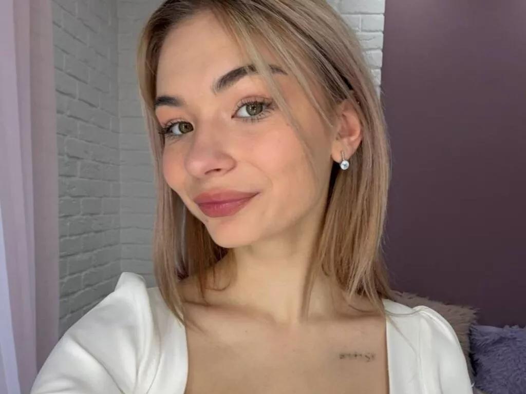 CindyRud on LiveJasmin 