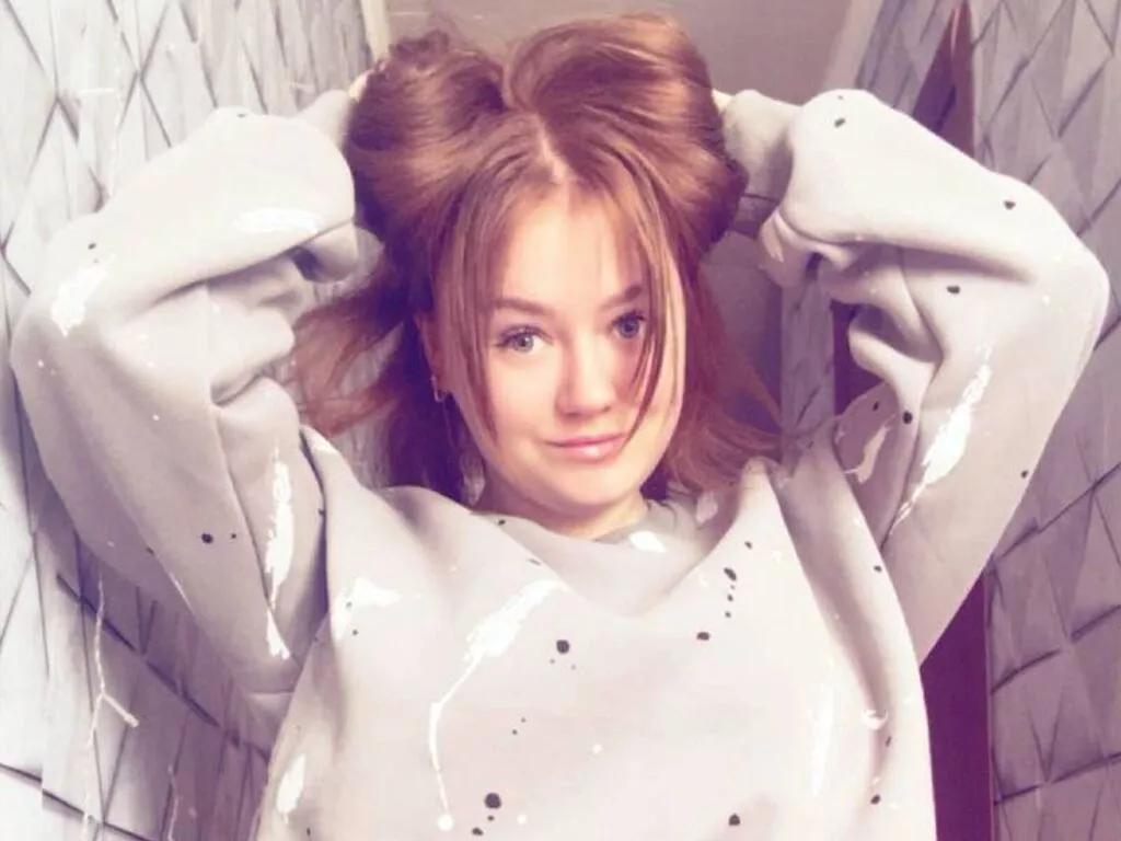 DariaMek on LiveJasmin
