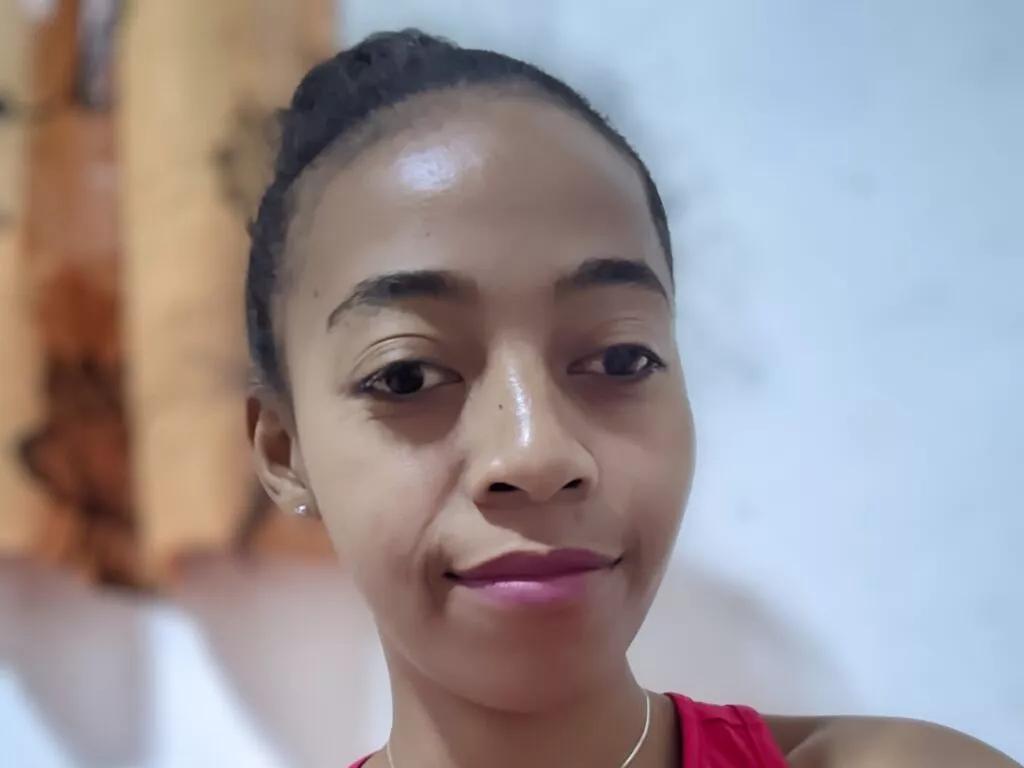ElodieRazafi on LiveJasmin 