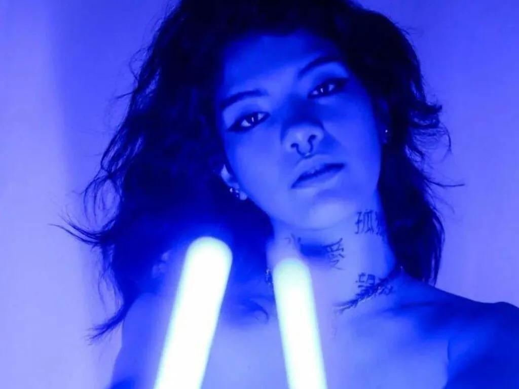 Explore 22 years old HinataDarky from LiveJasmin HinataDarky from LiveJasmin