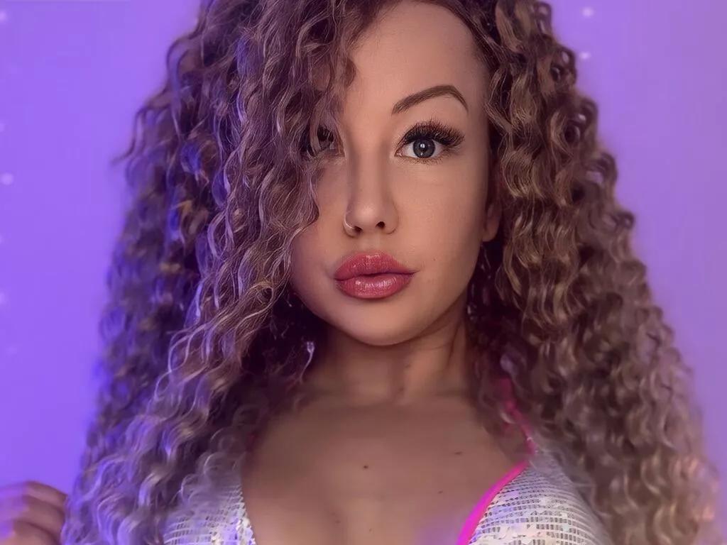KatBigBum on LiveJasmin 