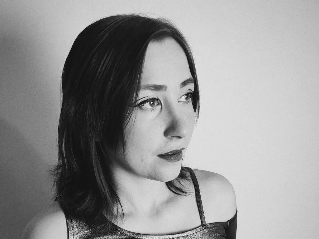 KatieKis — I love jumping in spring puddles and sucking dicks