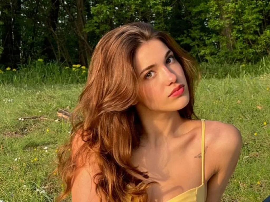 KessieCox on LiveJasmin