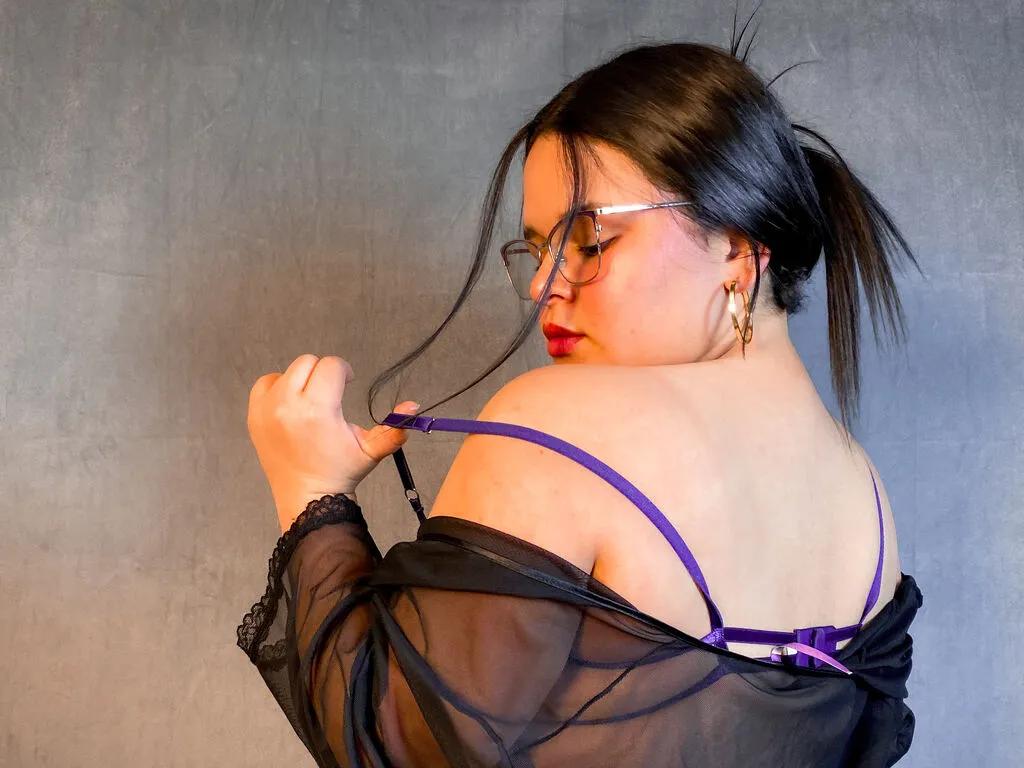 Naked LornaTomson wants you to fuck her body now LornaTomson from LiveJasmin