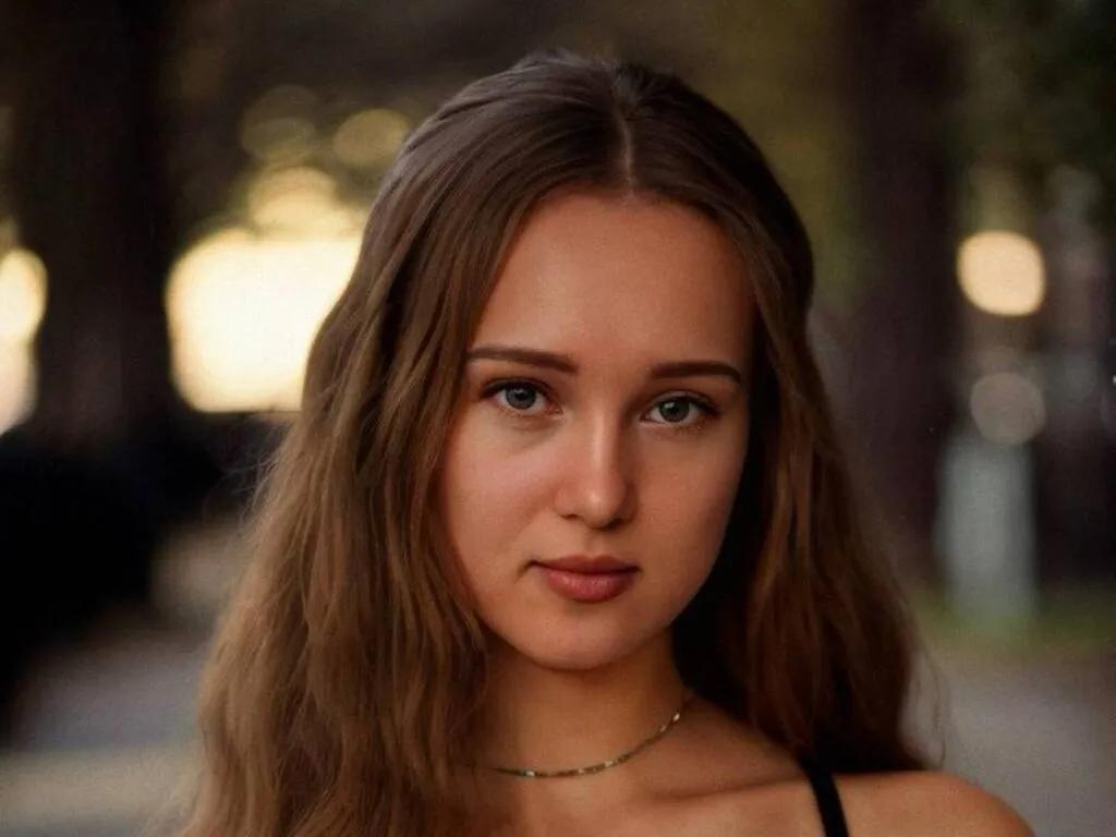 MabelleWahn from LiveJasmin