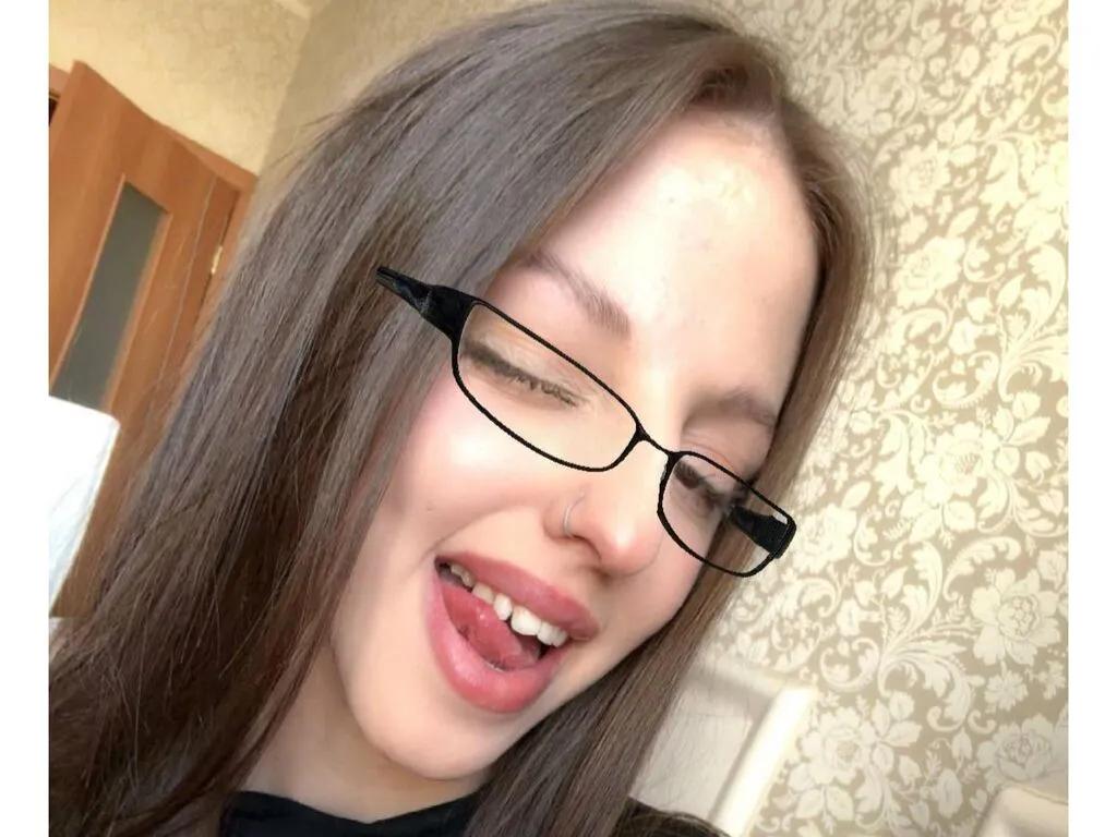 Watch MaryannaLehane, she wants to masturbate for you MaryannaLehane from LiveJasmin