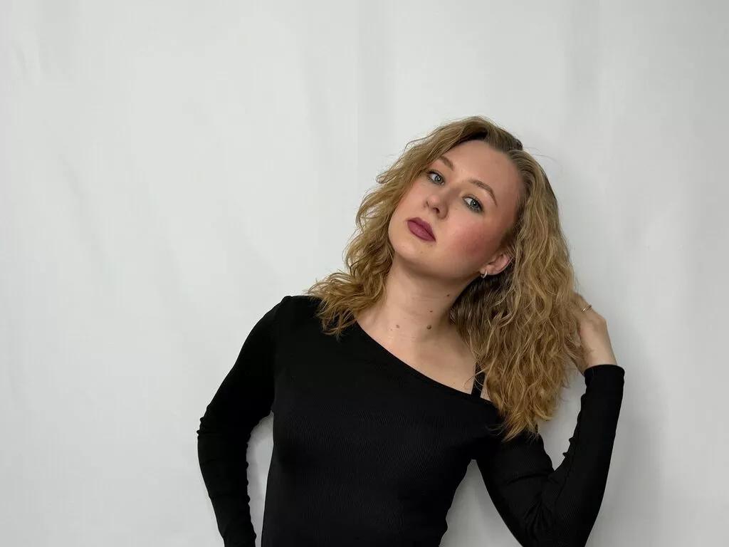 MaxineGawne on LiveJasmin 