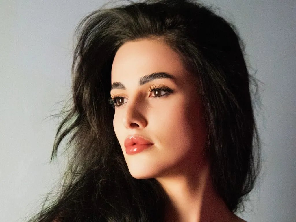 NadineRayley from LiveJasmin