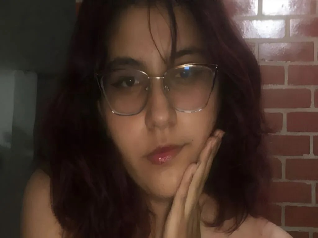 SarahCharms from LiveJasmin