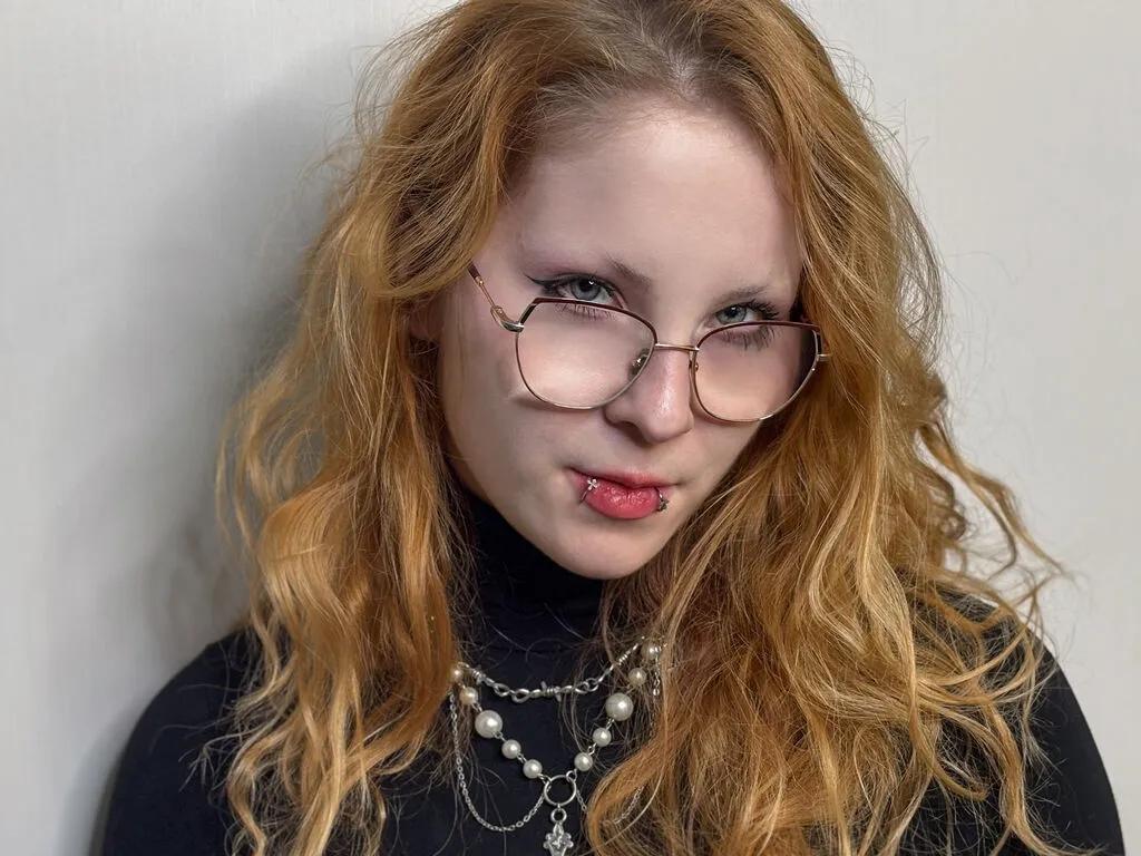 SofiaDyson from LiveJasmin