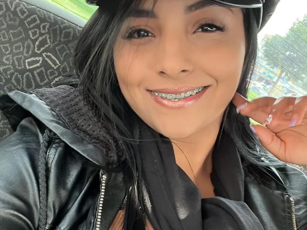 Discover StefanyaLeya, she wants to masturbate for you StefanyaLeya from LiveJasmin