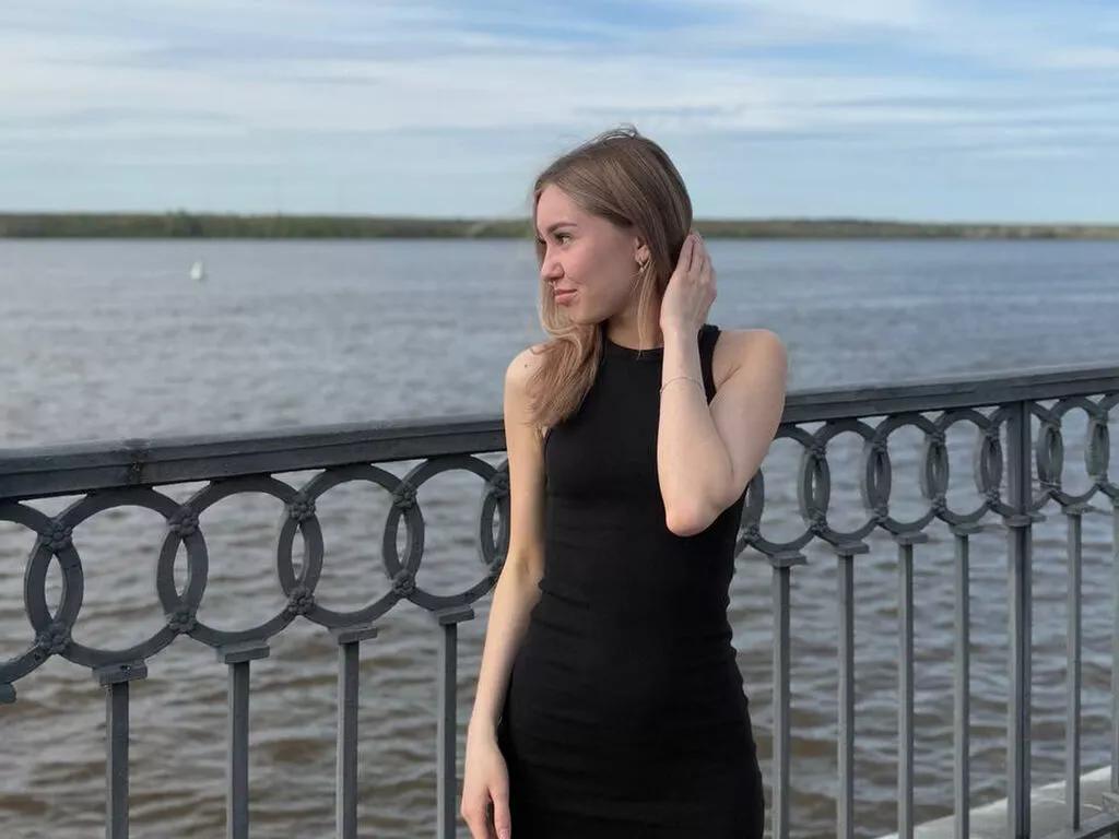 Discover LiveJasmin's VictoriaAsh VictoriaAsh from LiveJasmin